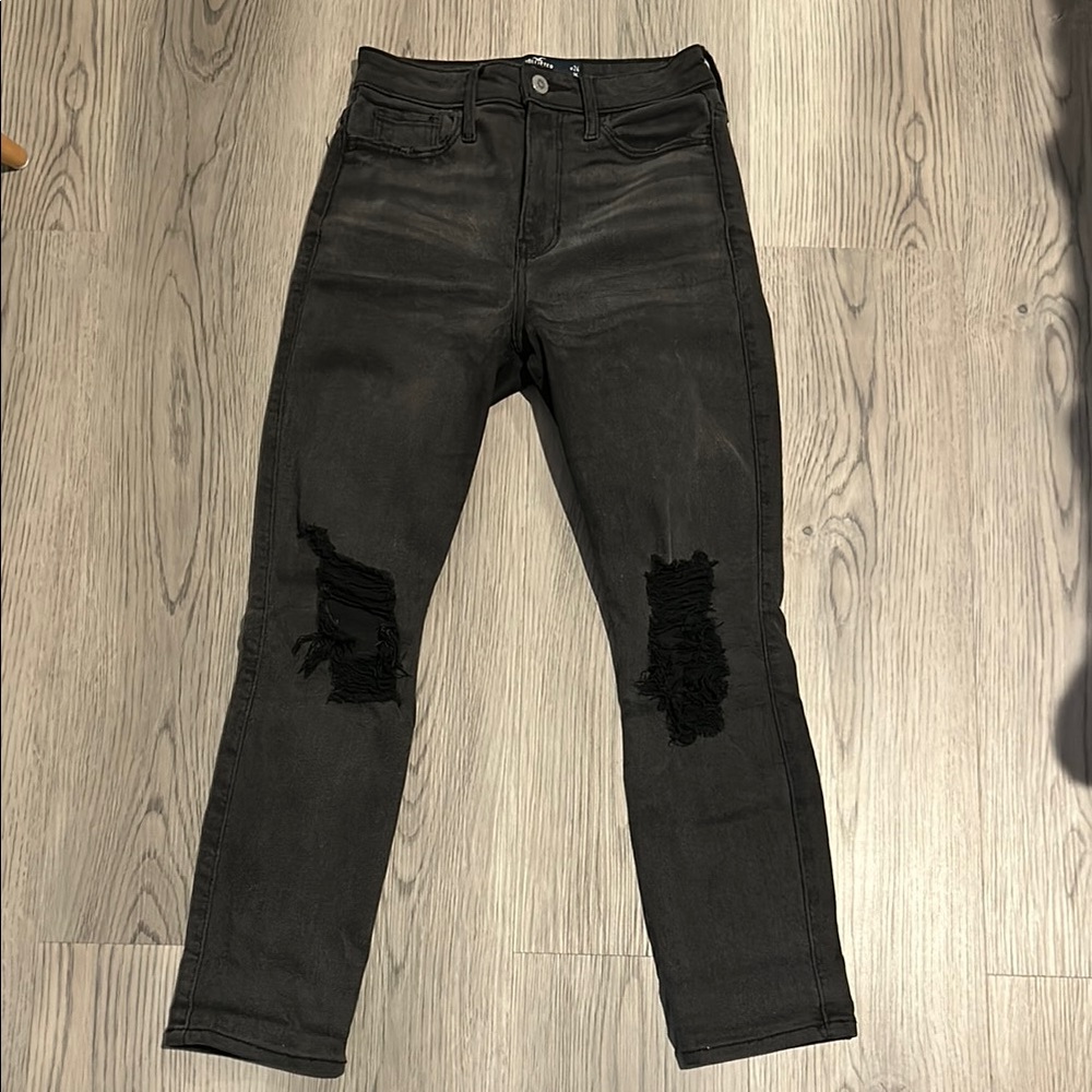 Hollister Women’s Ultra High Rise Skinny Ankle Jeans Distressed Black Size 0S